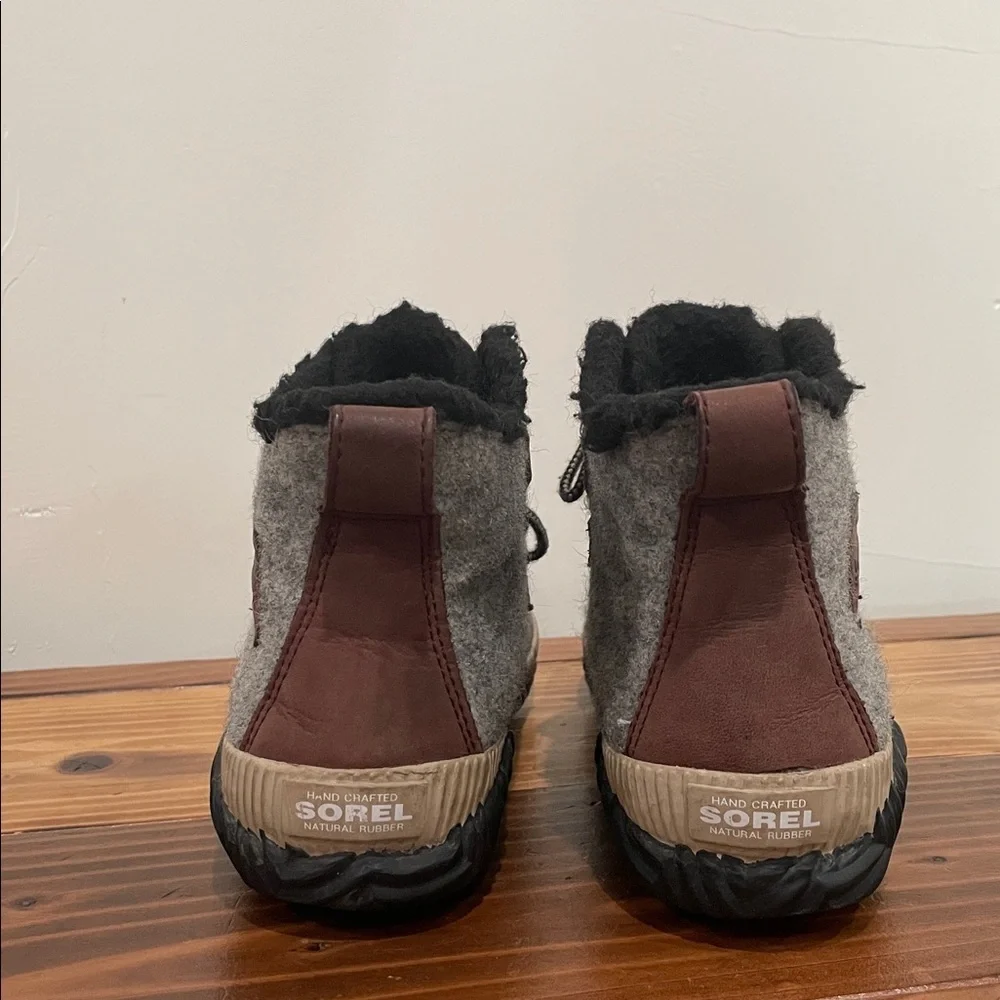 Sorel happy fuzzy